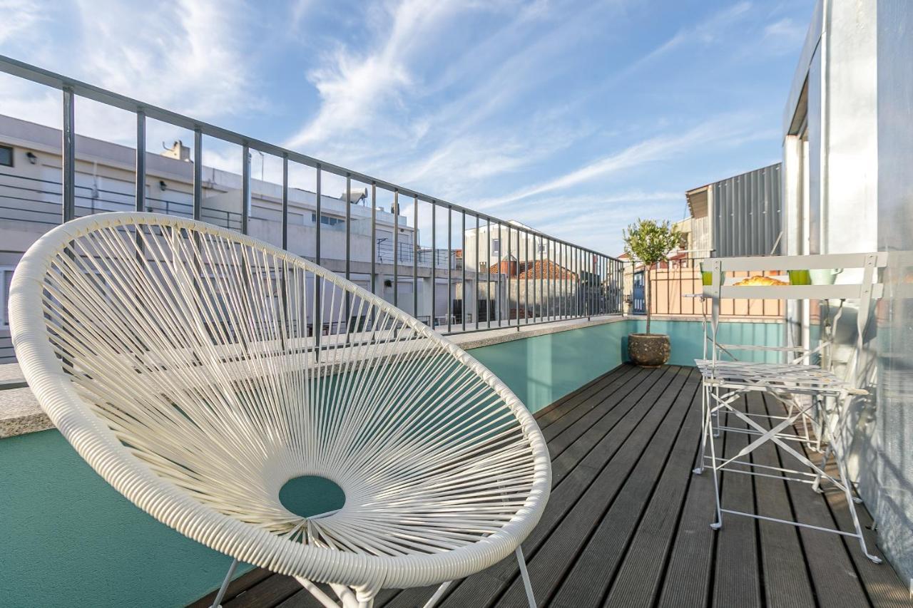 Lovelystay - Downtown Studio With Pool, Ac And Balcony OOporto Esterno foto
